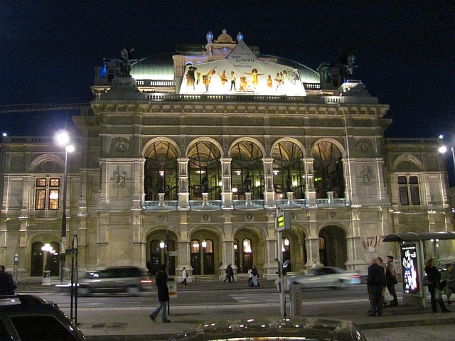 Opera i Wien